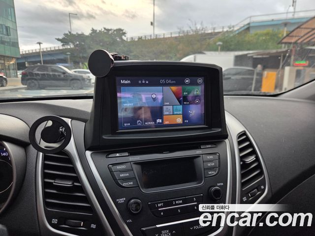 Hyundai AVANTE 2014 — photo 12