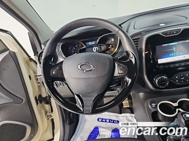 Renault Korea QM3 2015 — photo 9