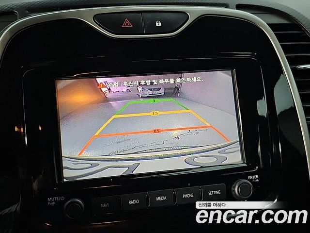 Renault Korea QM3 2015 — photo 14