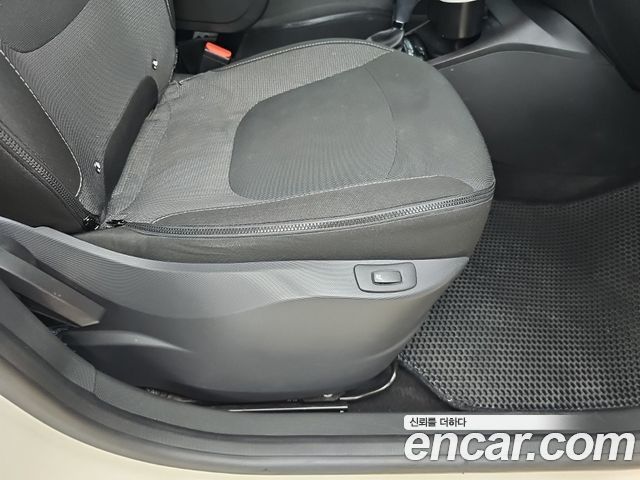 Renault Korea QM3 2015 — photo 17