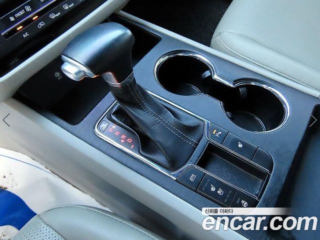 Kia Canival 2019 — photo 11