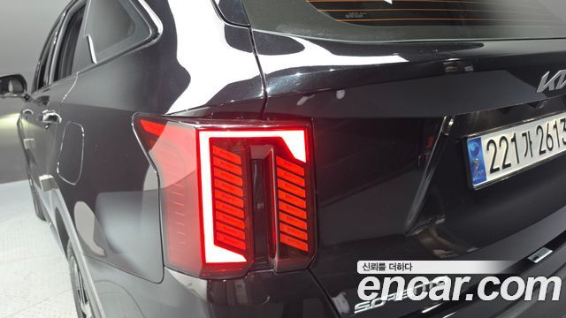 Kia Sorento 2024 — photo 9