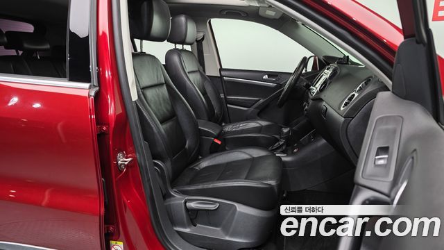 Volkswagen Tiguan 2013 — photo 11