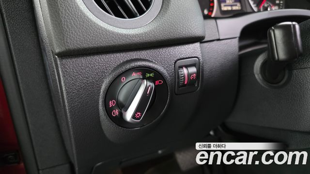 Volkswagen Tiguan 2013 — photo 16