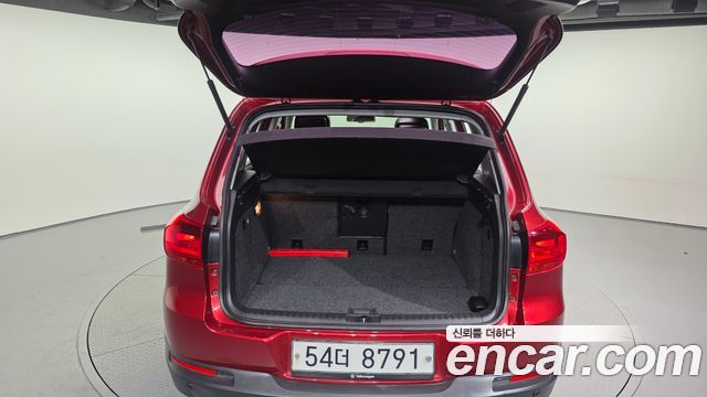 Volkswagen Tiguan 2013 — photo 20