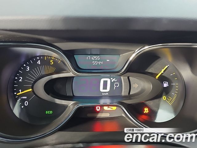 Renault Korea QM3 2014 — photo 7