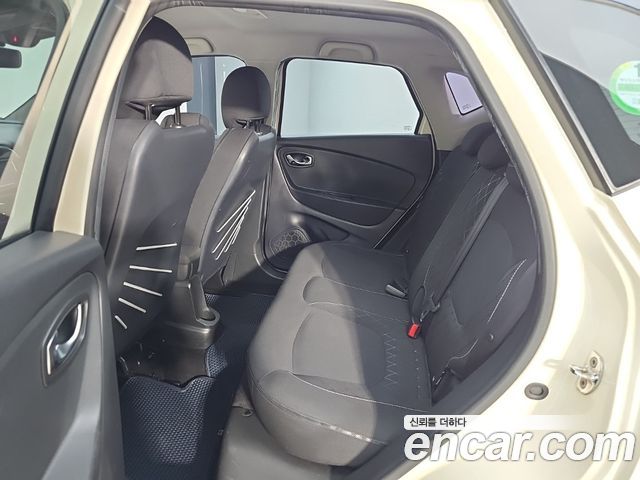 Renault Korea QM3 2014 — photo 12