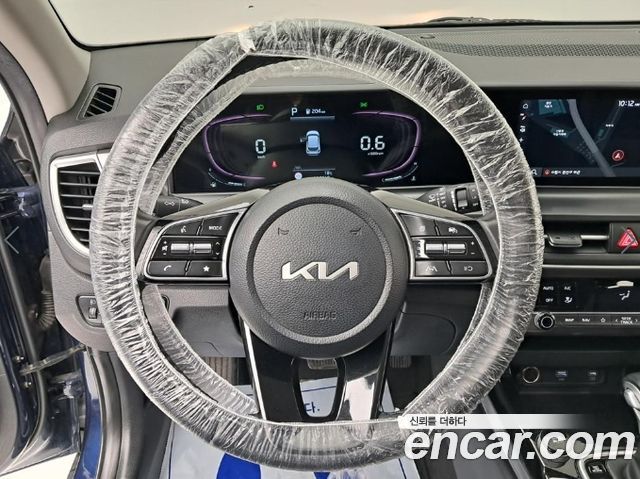 Kia Seltos 2023 — photo 7