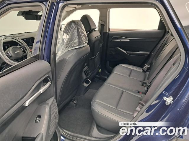 Kia Seltos 2023 — photo 12