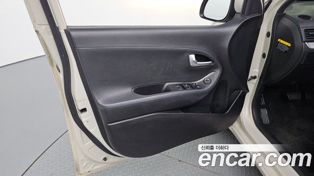 Kia morning 2013 — photo 14