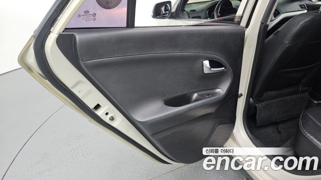 Kia morning 2013 — photo 15