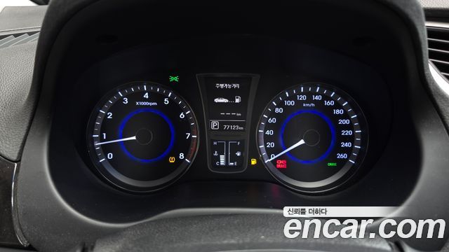 Hyundai Grandeur 2014 — photo 11