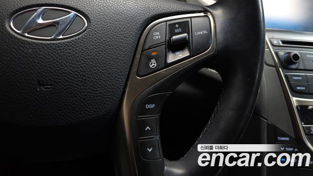 Hyundai Grandeur 2014 — photo 32