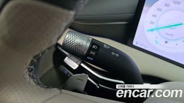 Genesis G80 2025 — photo 32