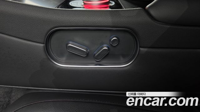 Genesis G90 2022 — photo 31