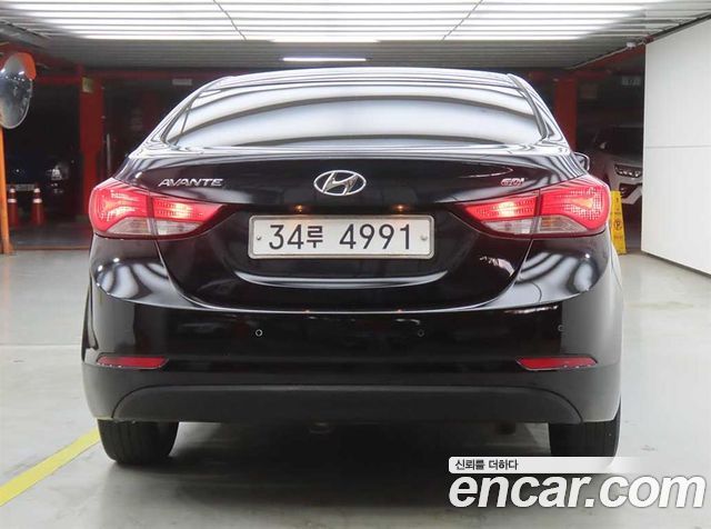 Hyundai AVANTE 2015 — photo 3