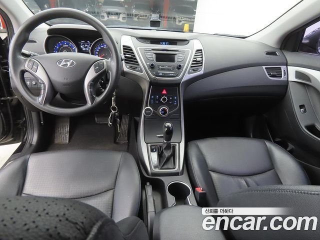 Hyundai AVANTE 2015 — photo 7