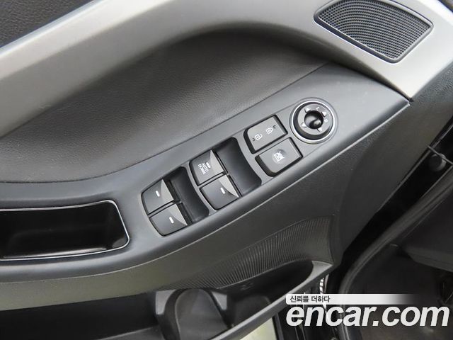 Hyundai AVANTE 2015 — photo 15