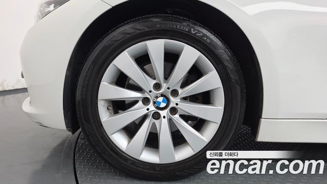 BMW 3-Series 2016 — photo 5