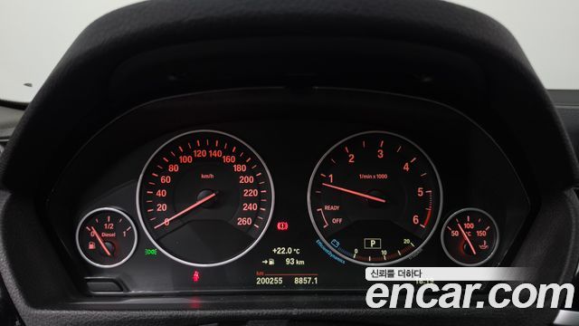 BMW 3-Series 2016 — photo 8