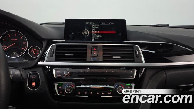 BMW 3-Series 2016 — photo 13