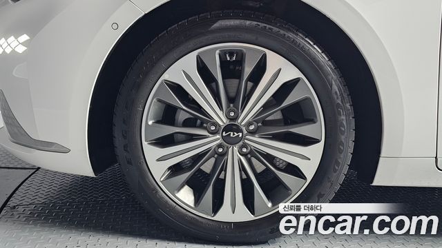 Kia K8 2024 — photo 5