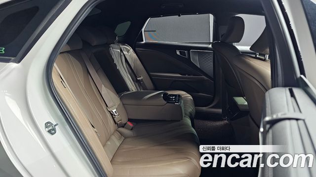 Kia K8 2024 — photo 17