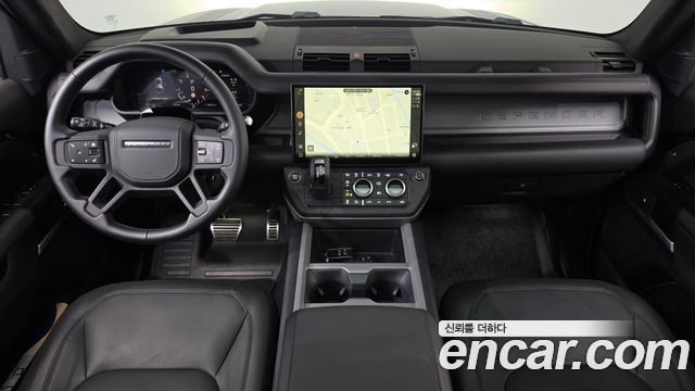 Land Rover Defender 2026 — photo 7