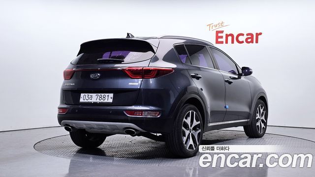 Kia Sportage 2018 — photo 2