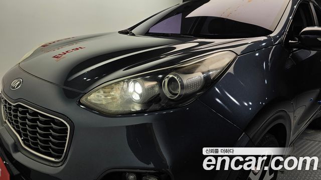 Kia Sportage 2018 — photo 8