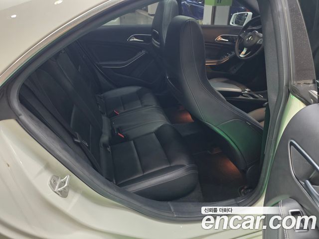 Mercedes-Benz CLA-Class 2016 — photo 12