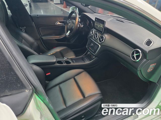 Mercedes-Benz CLA-Class 2016 — photo 13