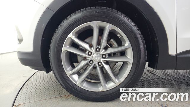 Hyundai Santafe 2016 — photo 5