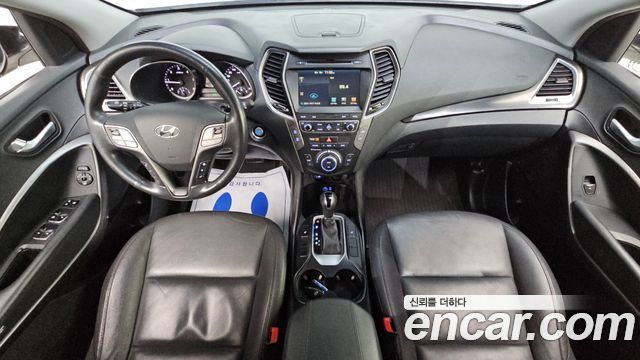 Hyundai Santafe 2016 — photo 10