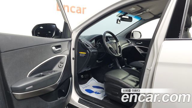 Hyundai Santafe 2016 — photo 13