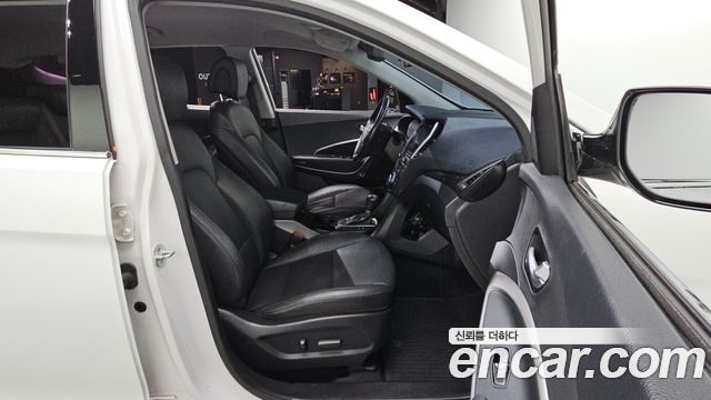 Hyundai Santafe 2016 — photo 17