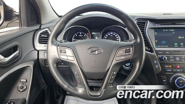 Hyundai Santafe 2016 — photo 23