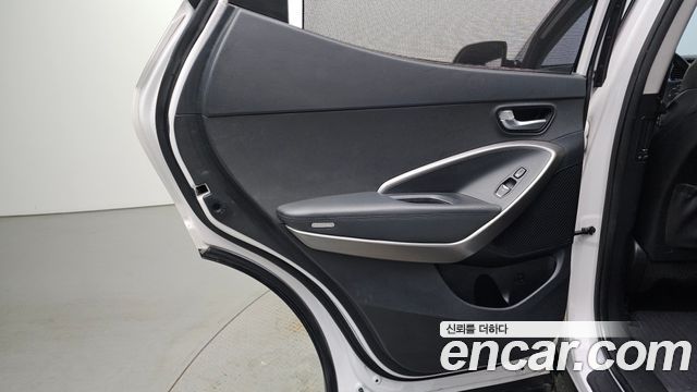 Hyundai Santafe 2016 — photo 15