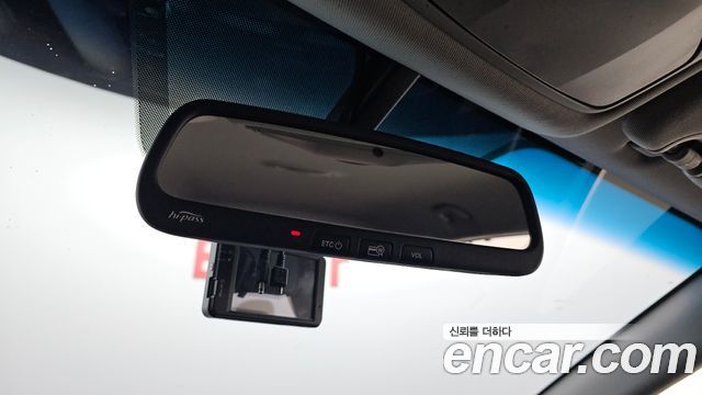 Hyundai Santafe 2016 — photo 27