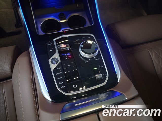 BMW X5 2026 — photo 9