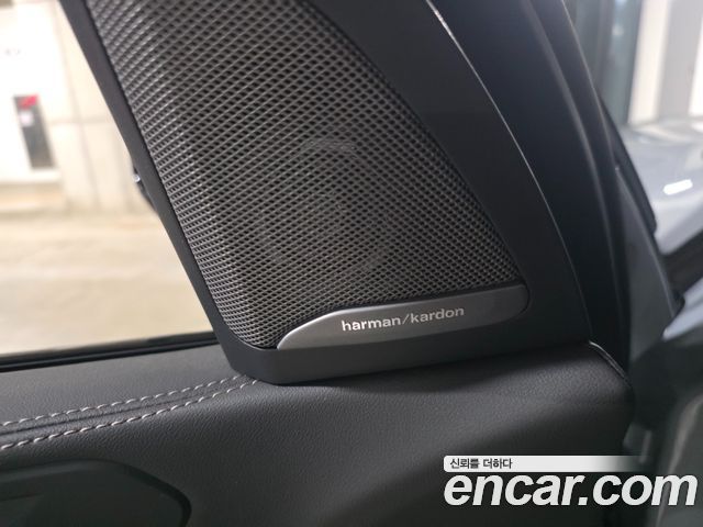 BMW X5 2026 — photo 17