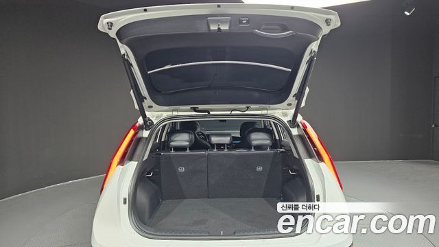 Kia Niro 2025 — photo 20
