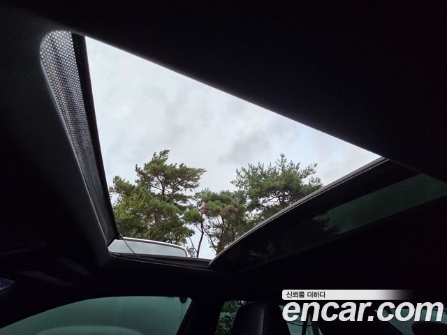 Chrysler 300C 2012 — photo 14