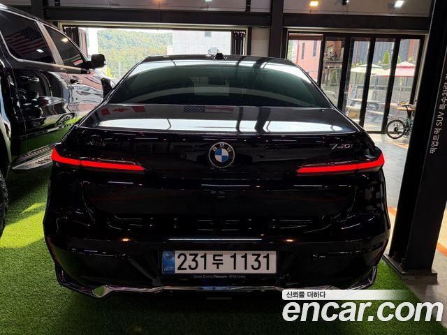 BMW 7-Series 2025 — photo 20