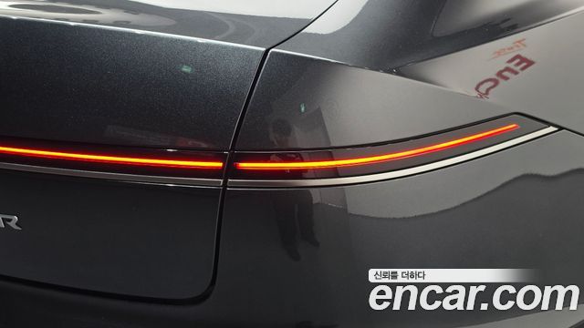 Hyundai Grandeur 2025 — photo 9