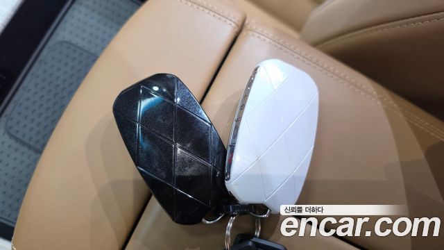 Genesis G80 2025 — photo 28