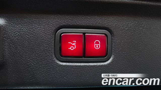 Mercedes-Benz S-Class 2023 — photo 18