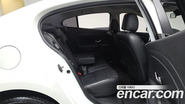 Renault Korea SM3 2012 — photo 17