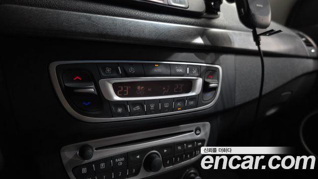 Renault Korea SM3 2012 — photo 23