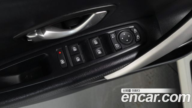 Renault Korea SM3 2012 — photo 35